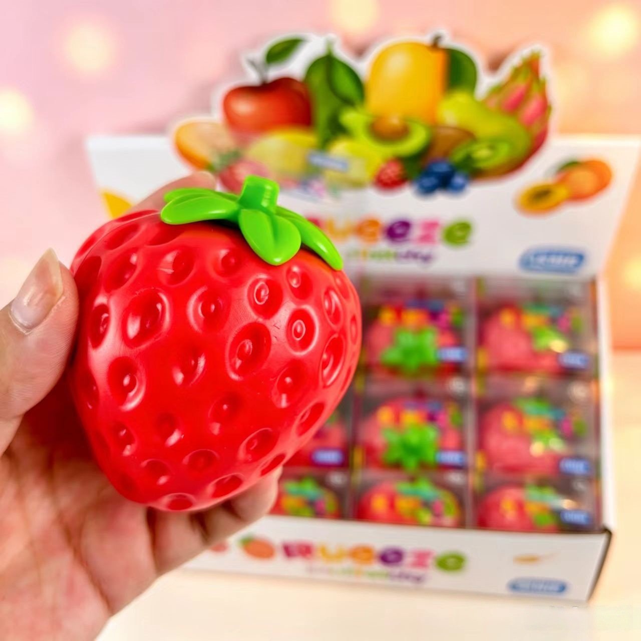Strawberry squeeze toy, squishy, moldable building blocks, realistic imitation - Image 2